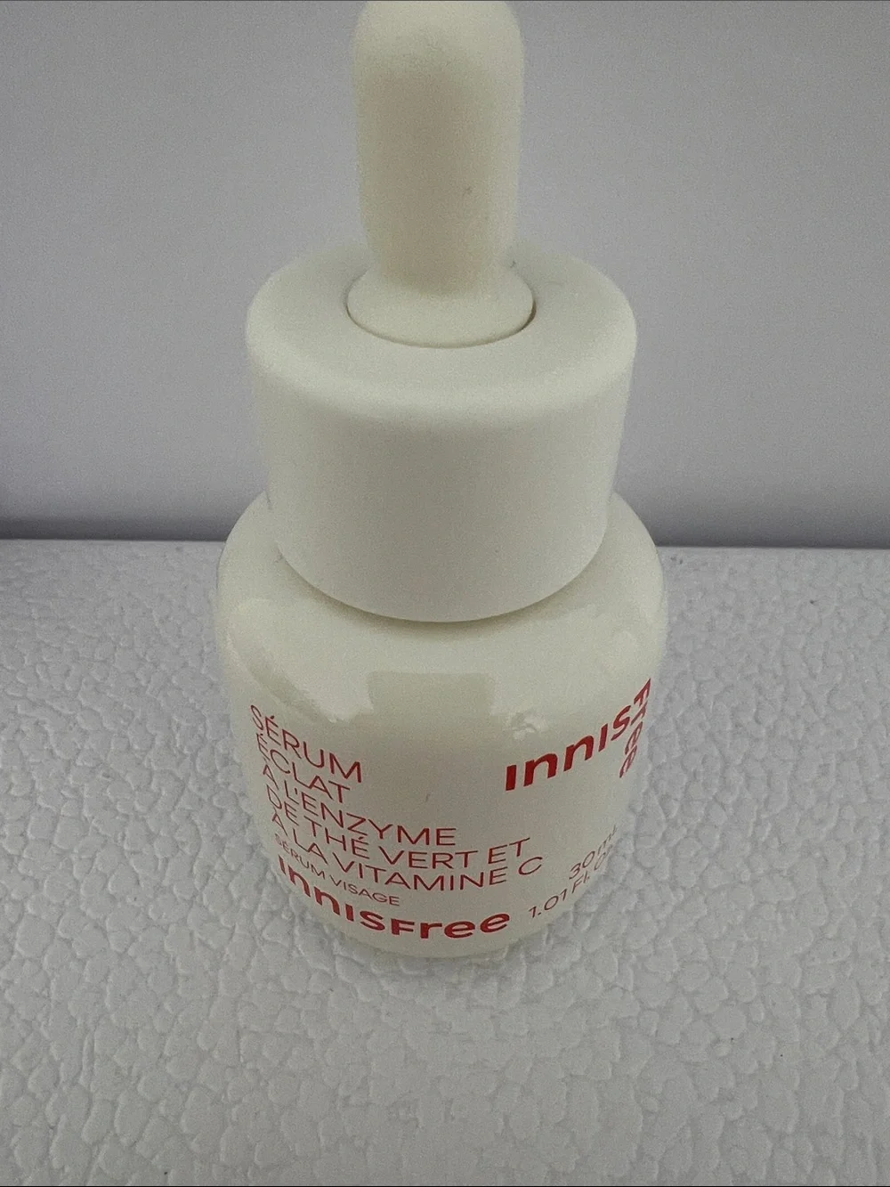 InnisFree Green Tea Enzyme Vitamin C Brightening Serum